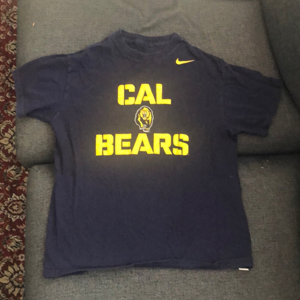 Cal Berkeley t shirt